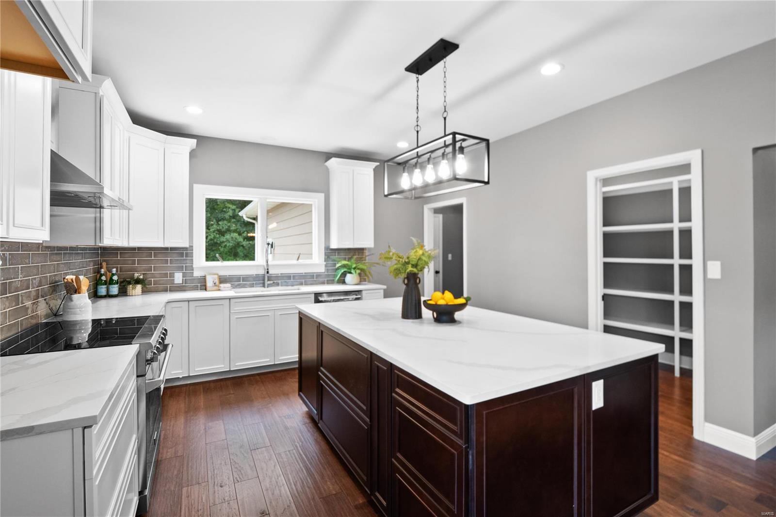 1536 Saint James Place Court