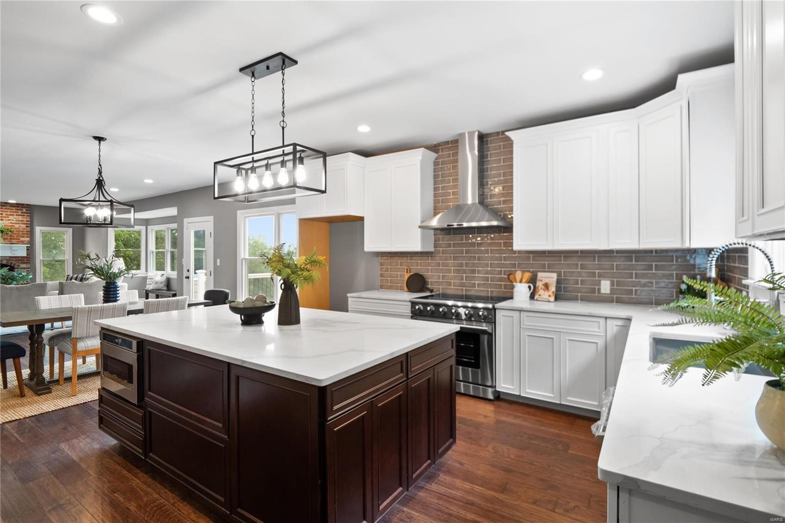 1536 Saint James Place Court