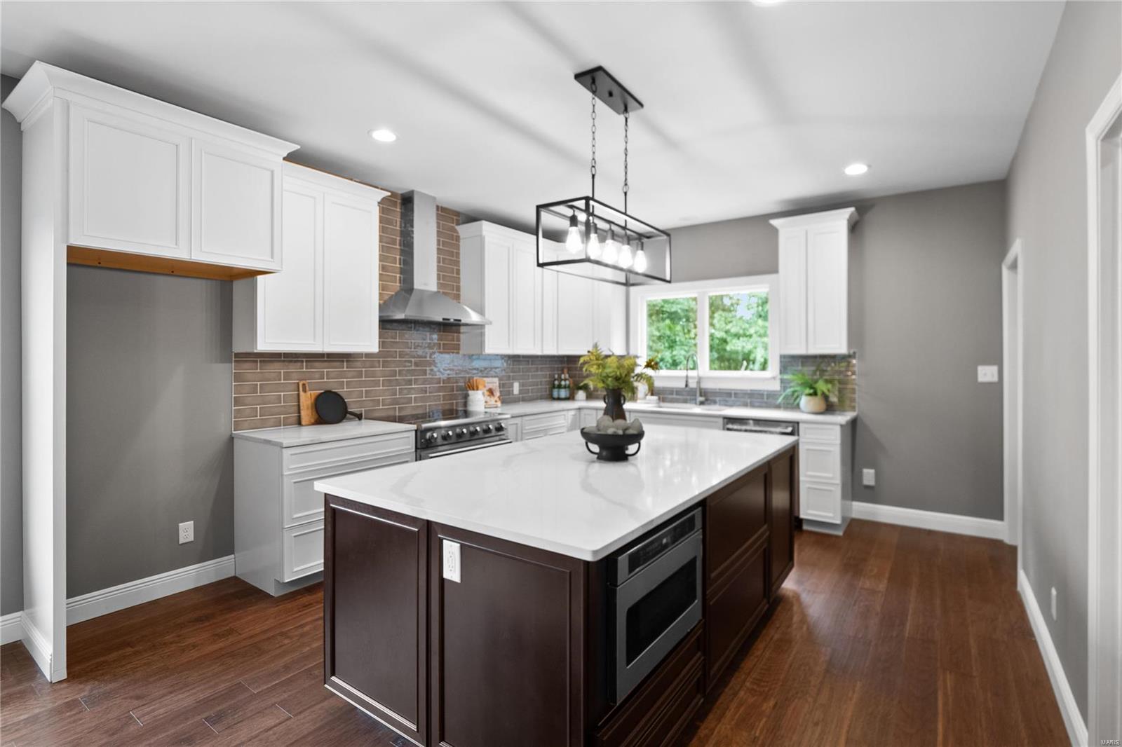 1536 Saint James Place Court