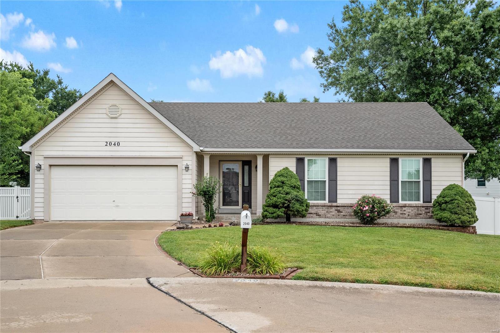 2040 Twin Fawns Court