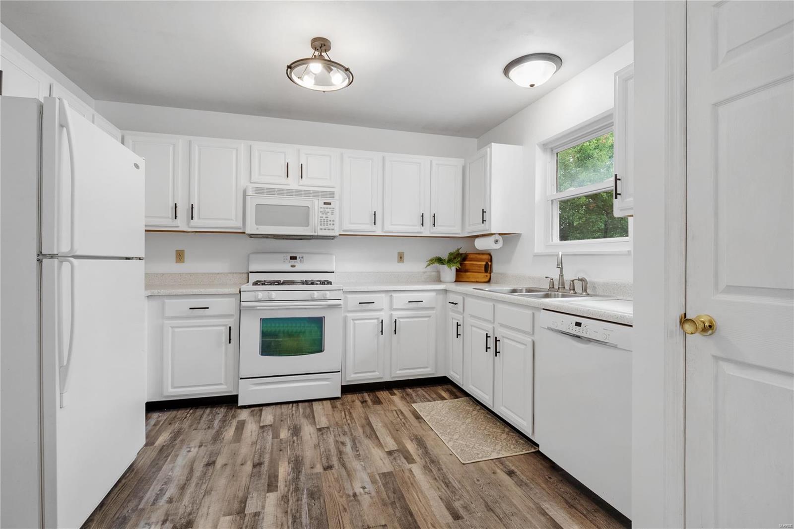 2040 Twin Fawns Court