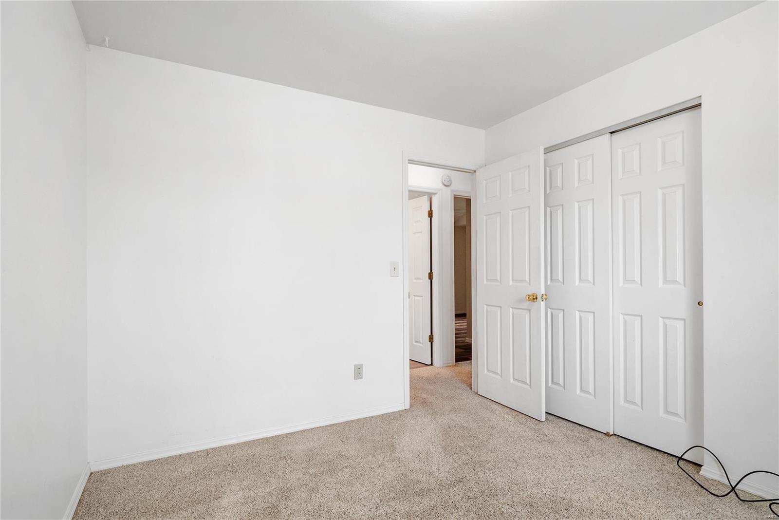 2040 Twin Fawns Court