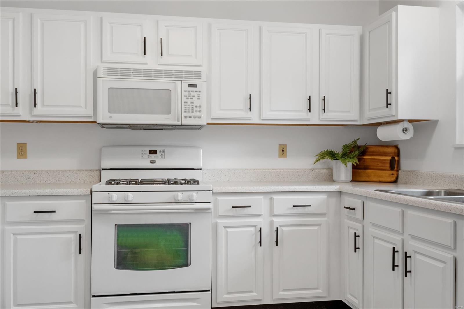 2040 Twin Fawns Court