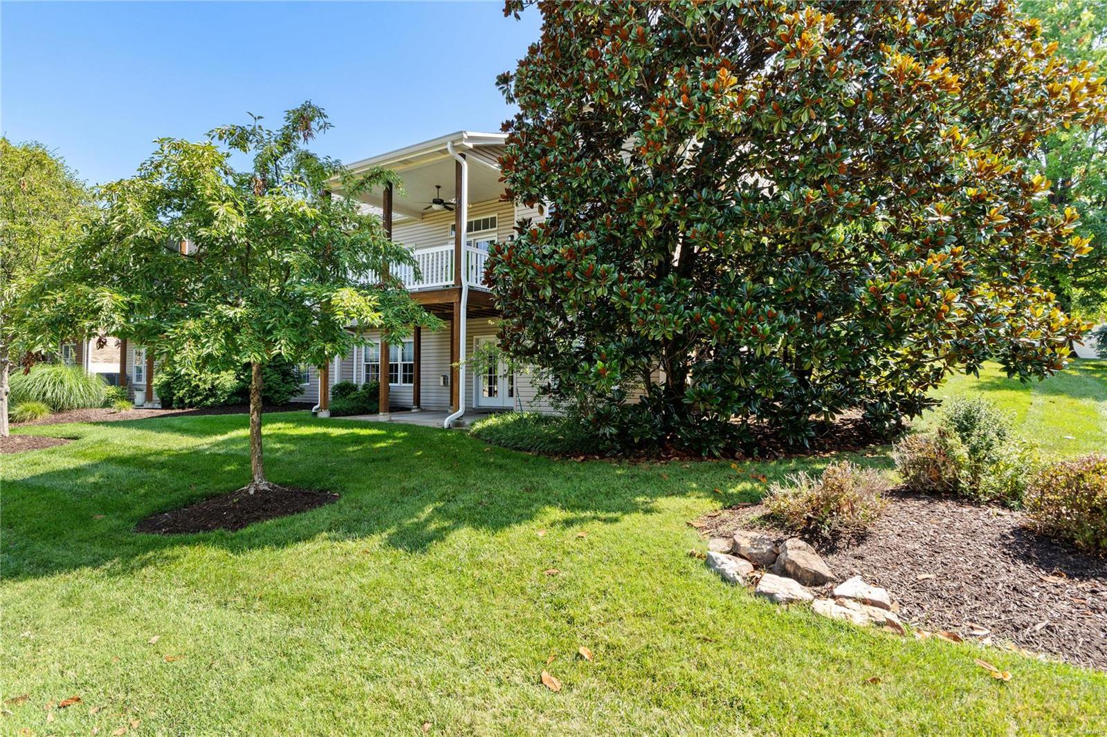 977 Chesterfield Villas Circle