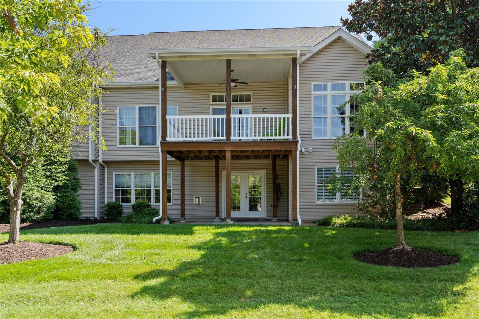 977 Chesterfield Villas Circle