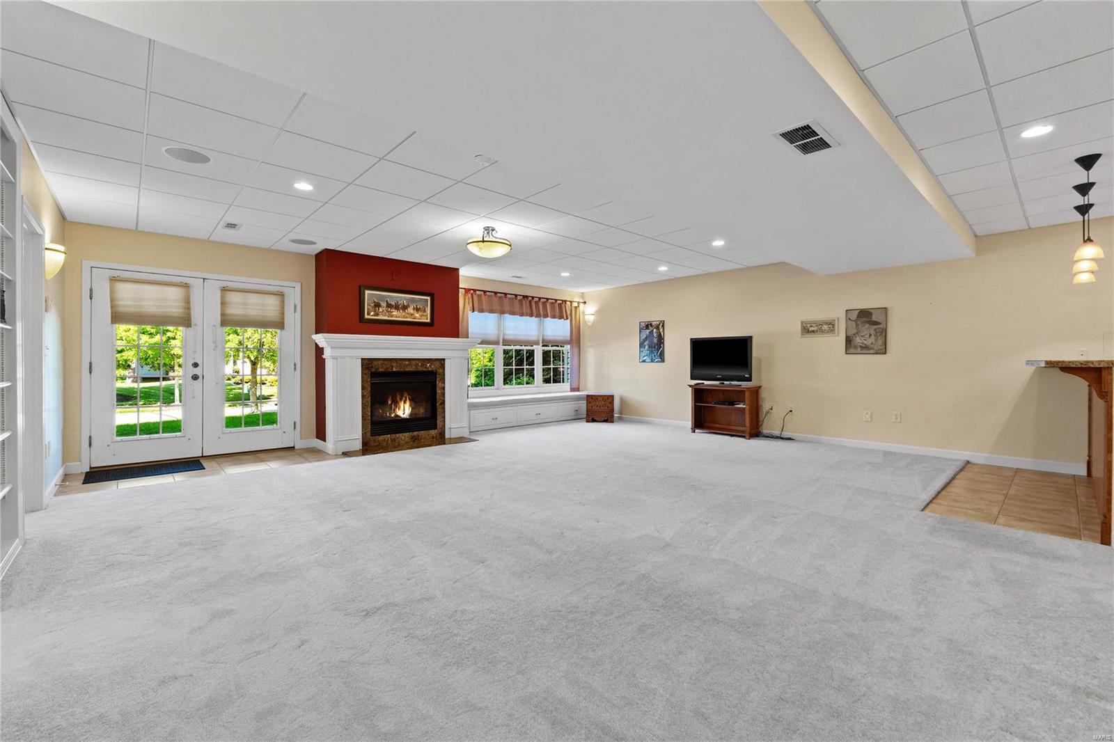 977 Chesterfield Villas Circle