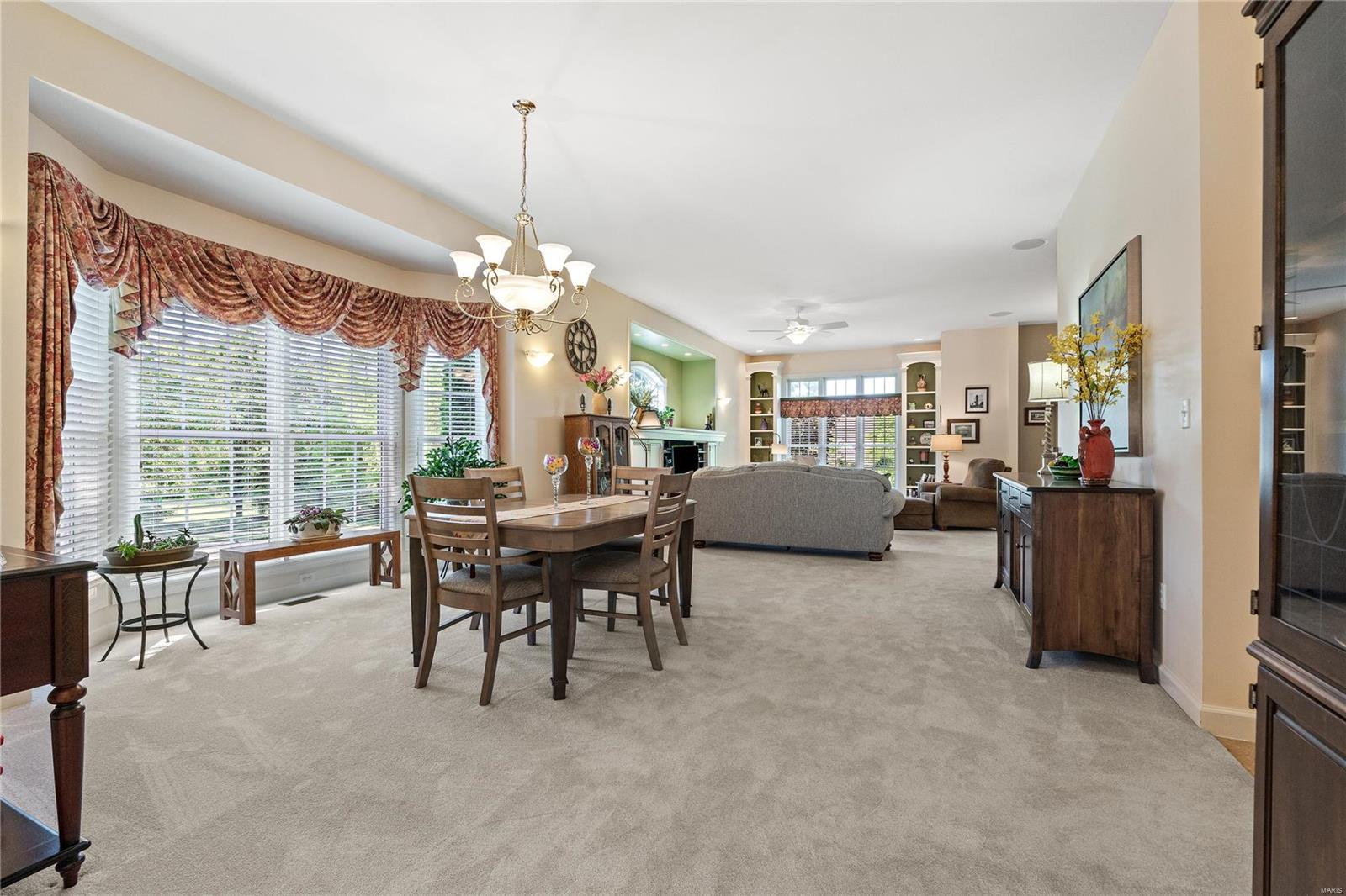 977 Chesterfield Villas Circle