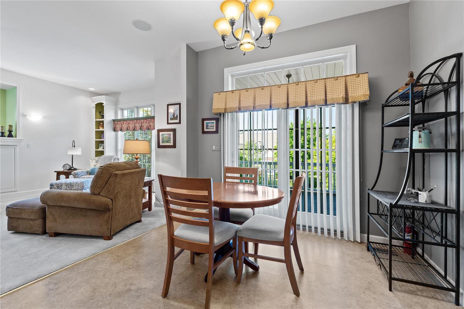 977 Chesterfield Villas Circle