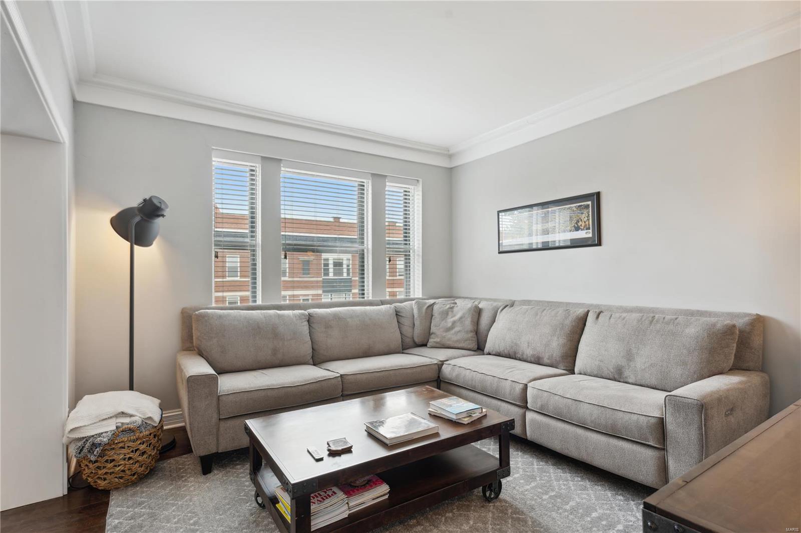 4512 McPherson Avenue Unit: 3W