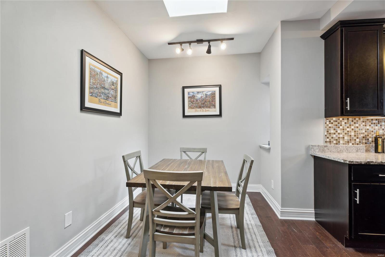 4512 McPherson Avenue Unit: 3W