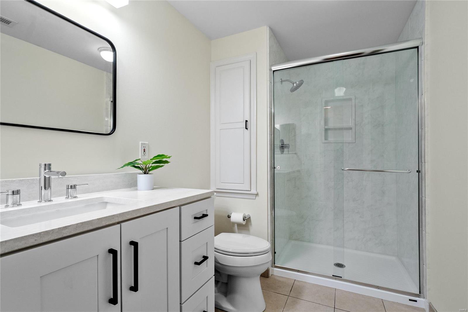 1810 Autumn Glen Court