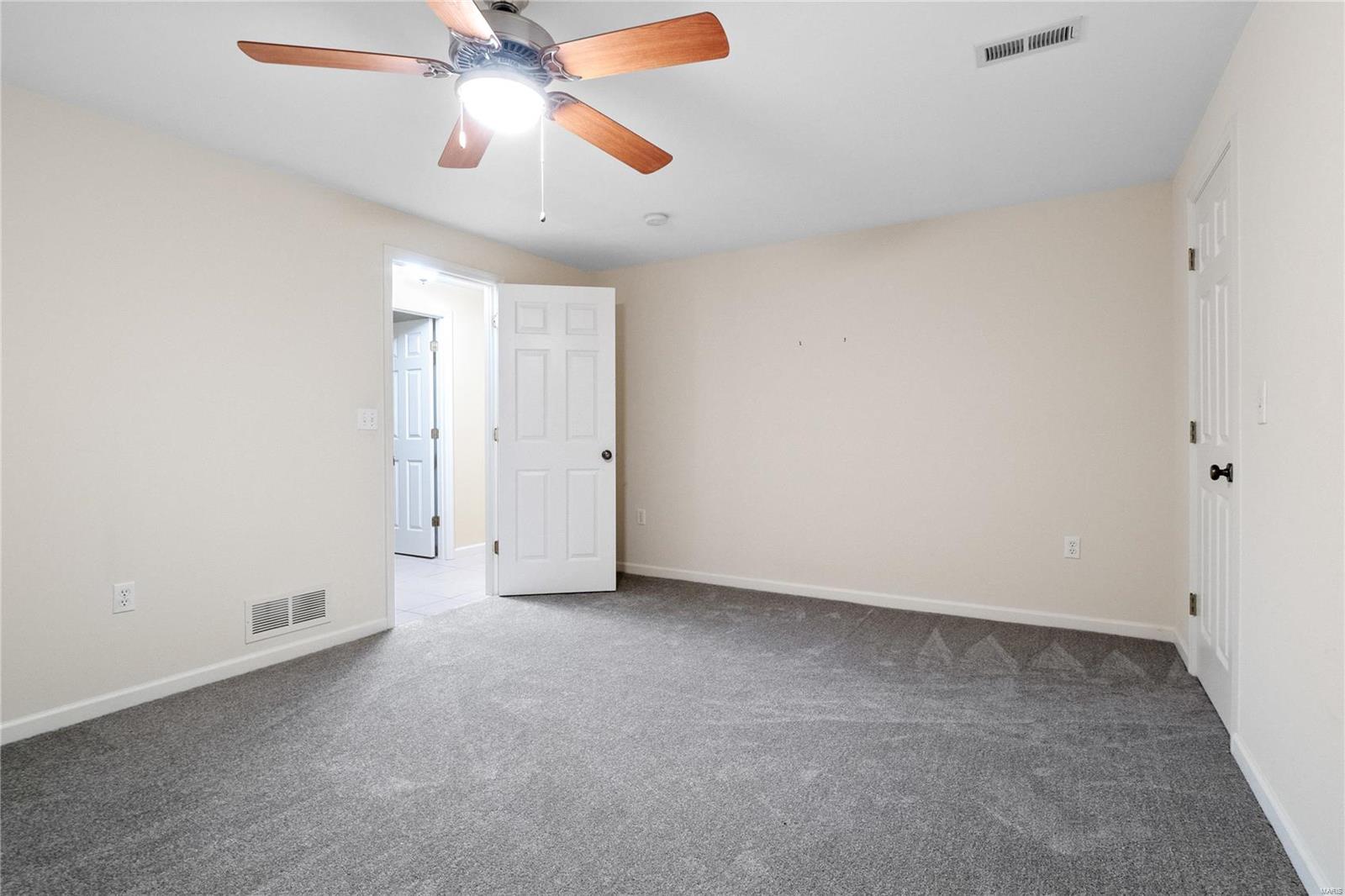 1810 Autumn Glen Court