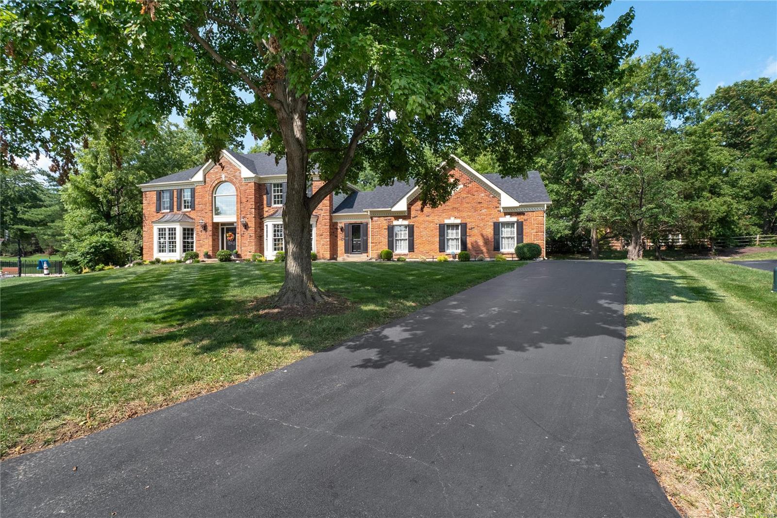 1810 Autumn Glen Court