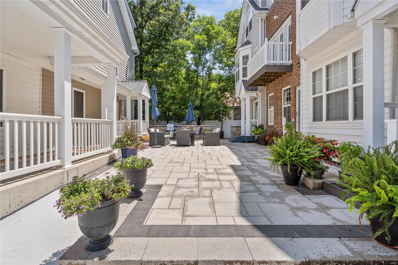 227 W Monroe Avenue Unit: 203