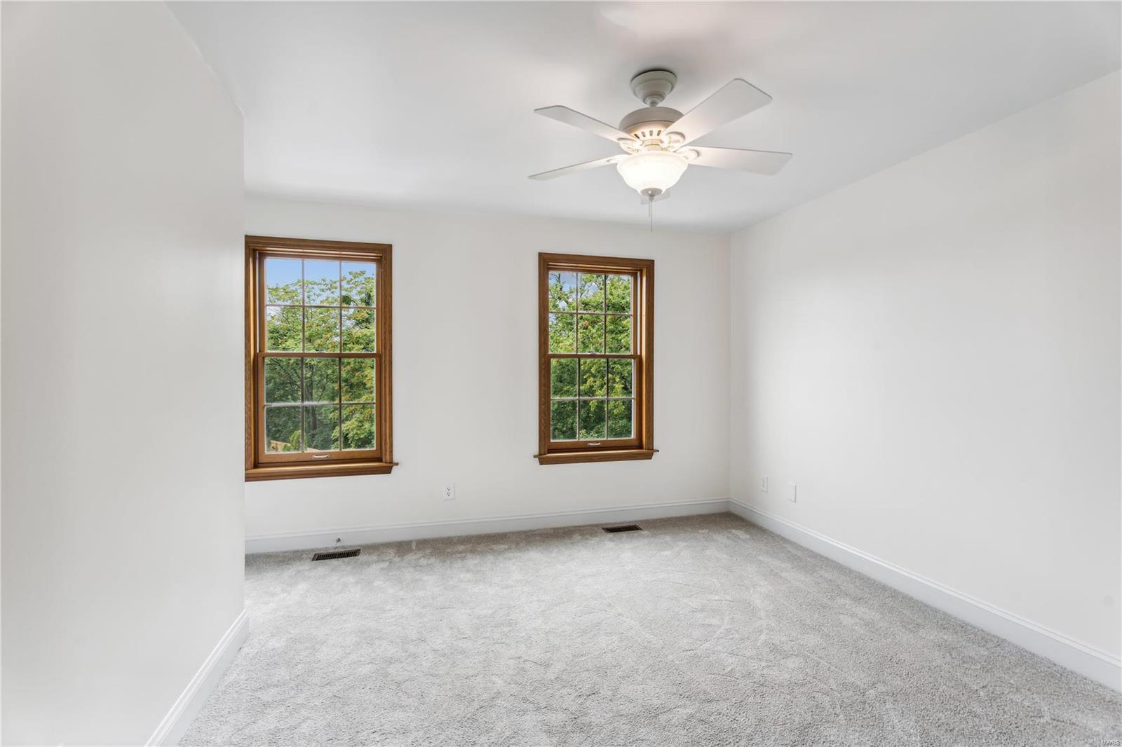 227 W Monroe Avenue Unit: 203