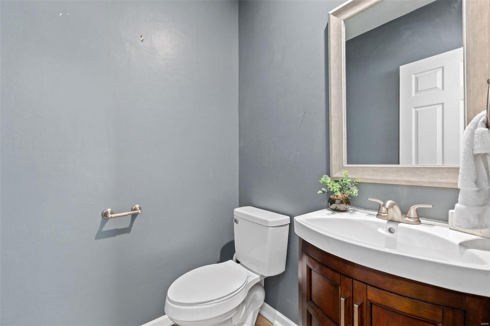 3151 S Spring Avenue