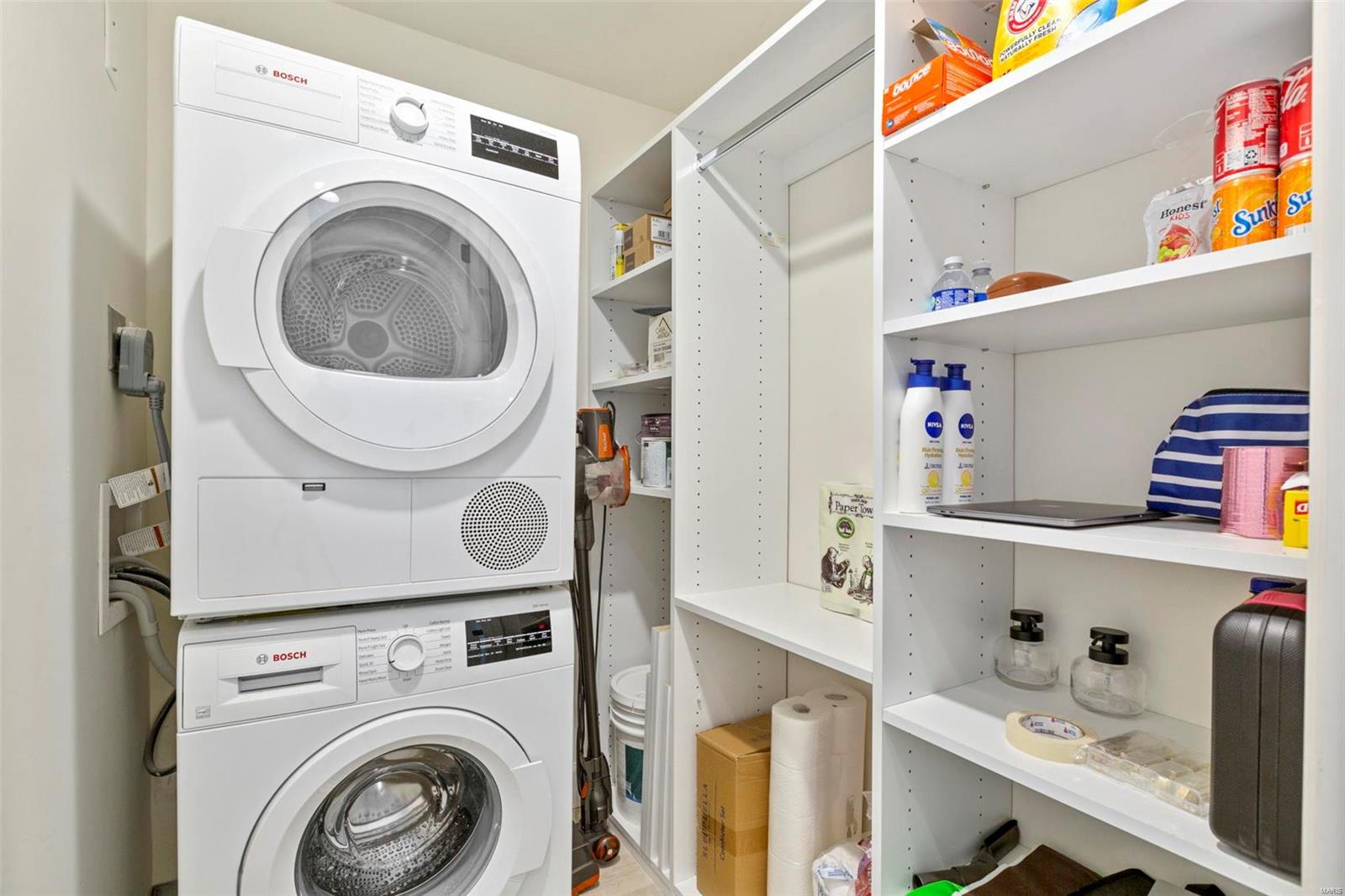 200 S Brentwood Boulevard Unit: 15D