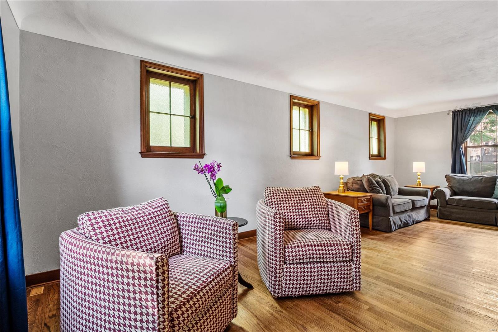 8404 Knollwood Drive