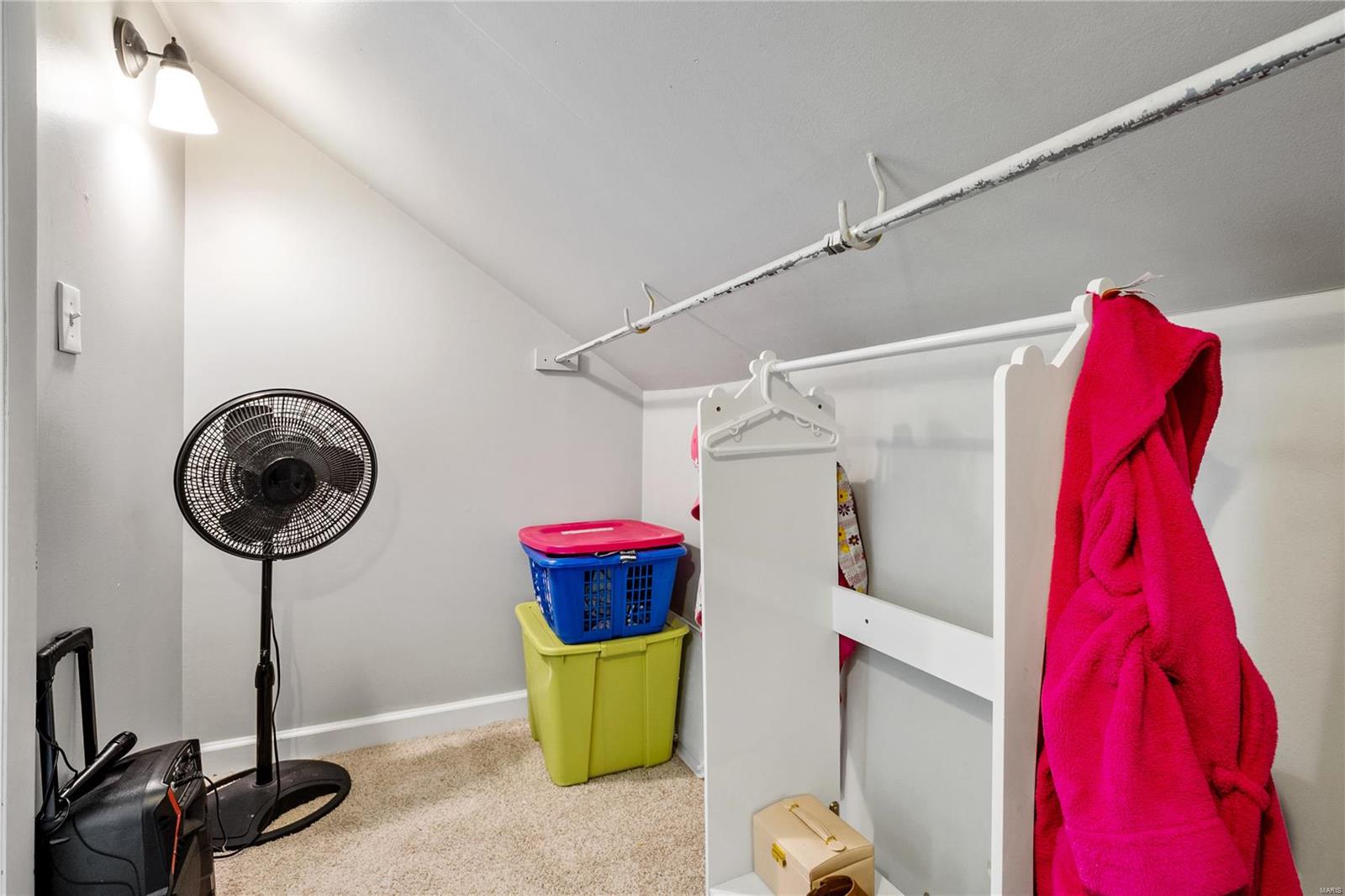 8404 Knollwood Drive