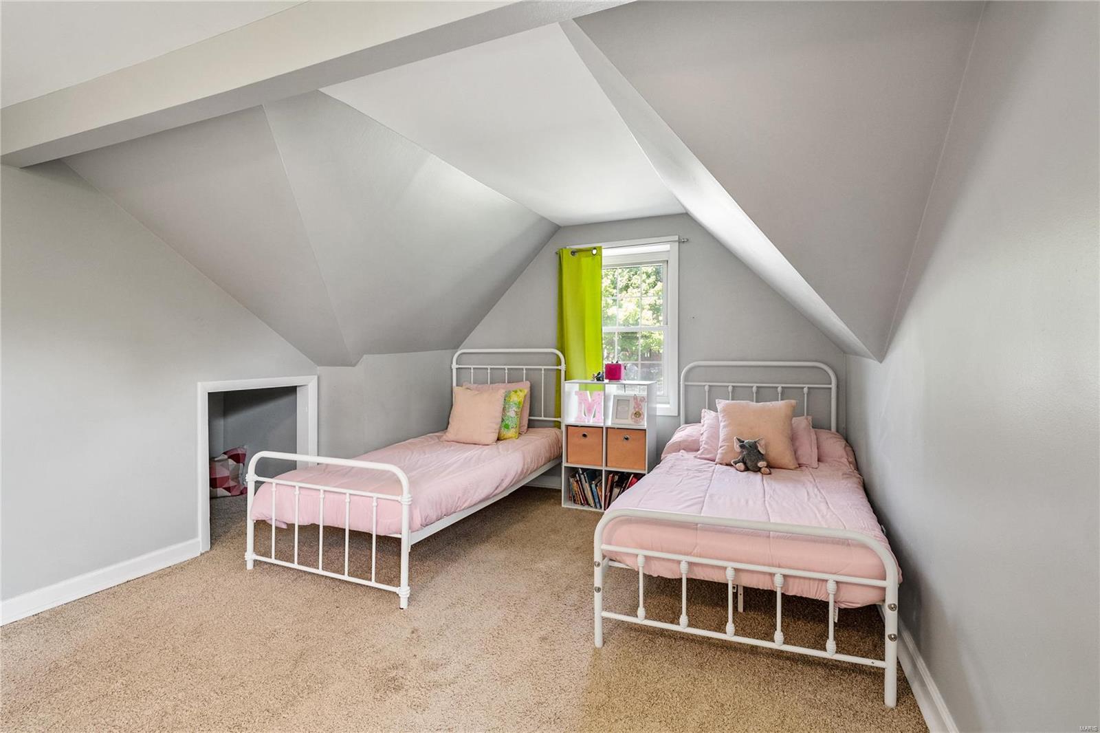 8404 Knollwood Drive