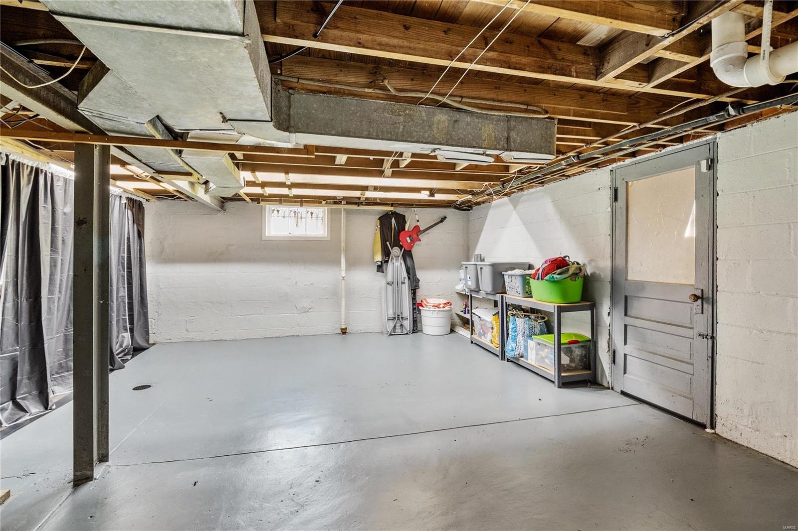 8404 Knollwood Drive