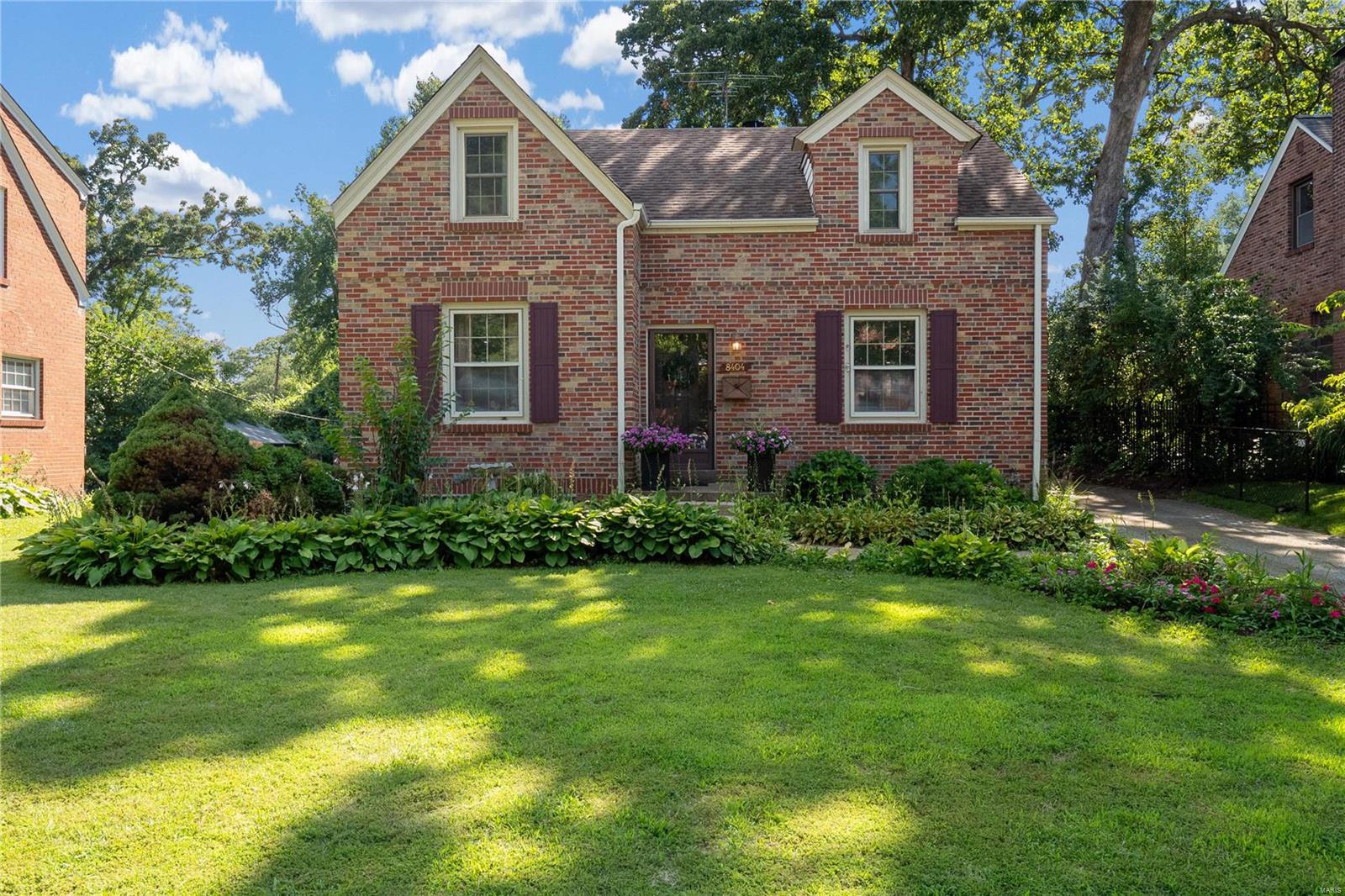 8404 Knollwood Drive