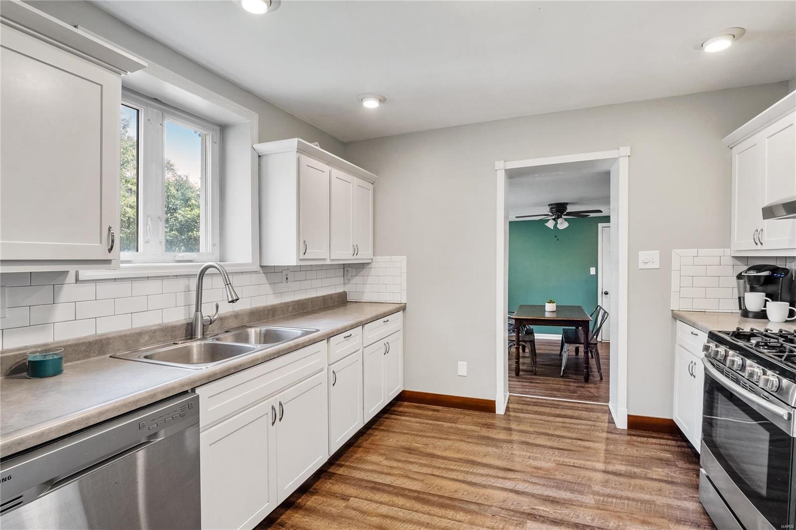 8404 Knollwood Drive