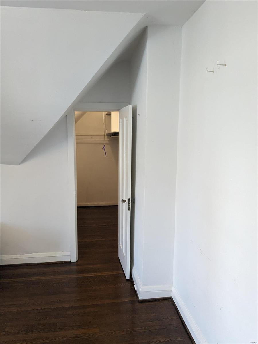 7627 Wydown Unit: 2W