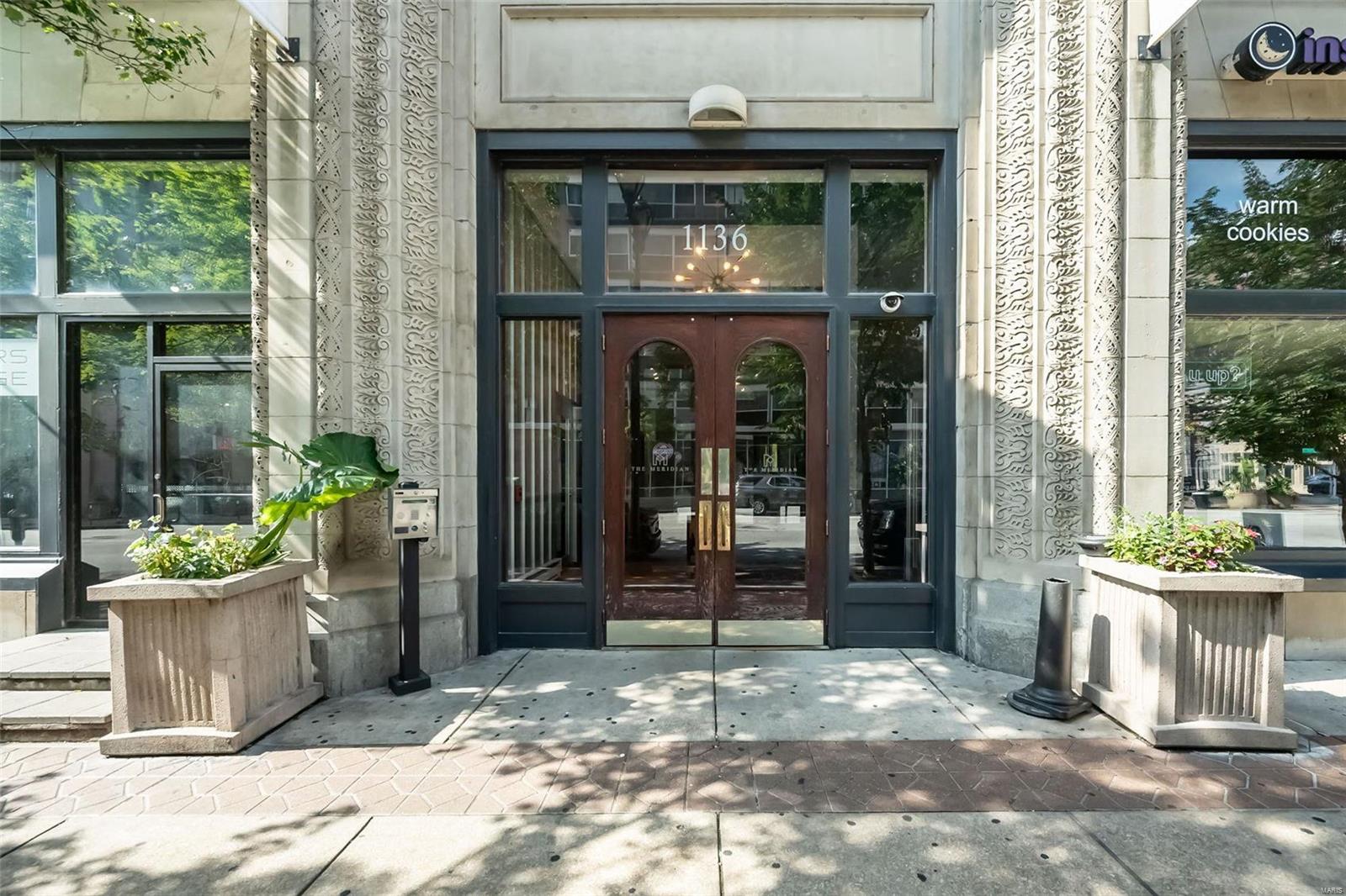1136 Washington Avenue Unit: 200