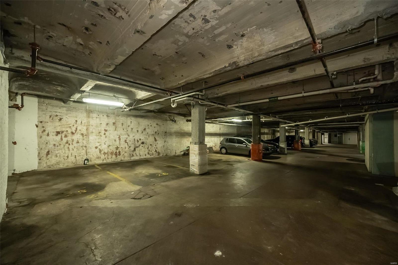 1136 Washington Avenue Unit: 200