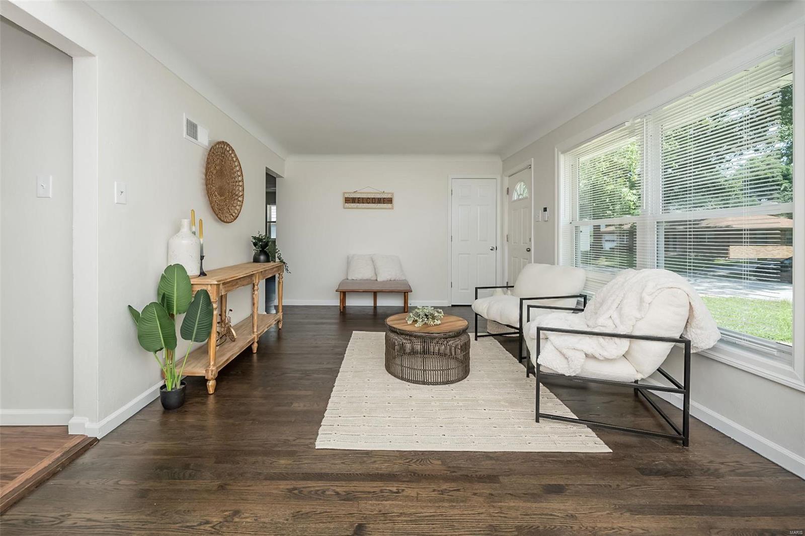 6906 Pine Ridge Drive