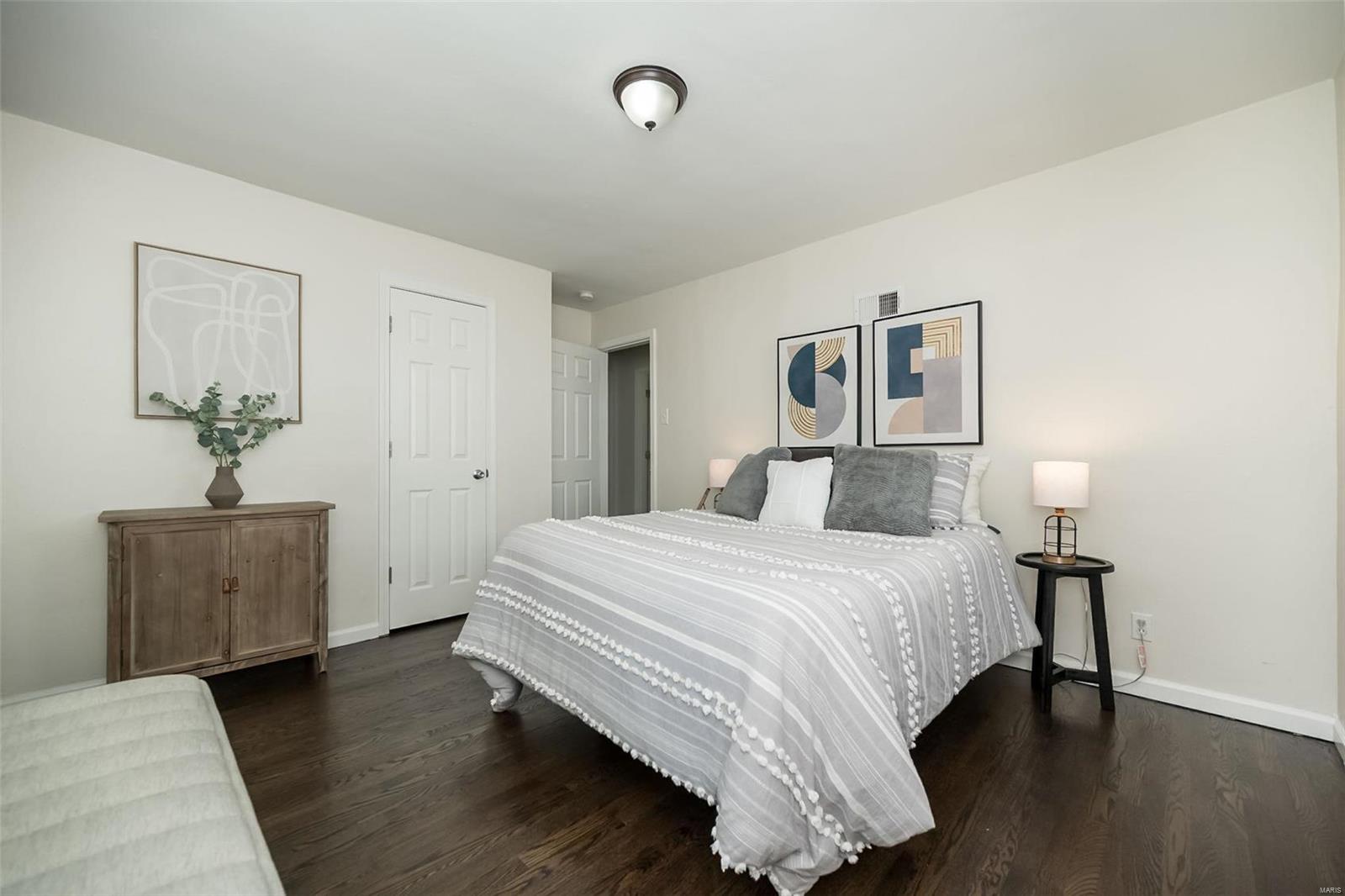 6906 Pine Ridge Drive