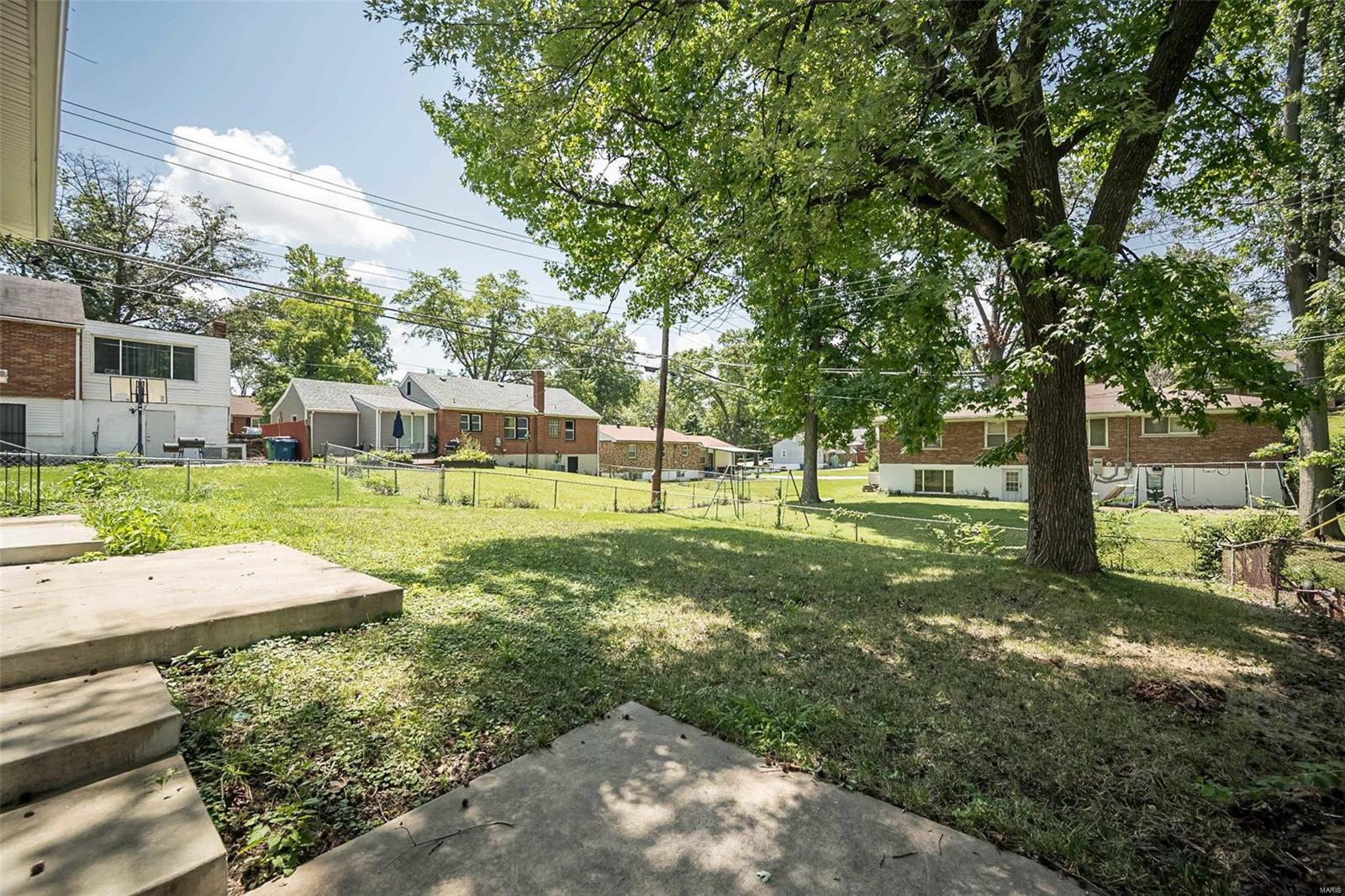 6906 Pine Ridge Drive