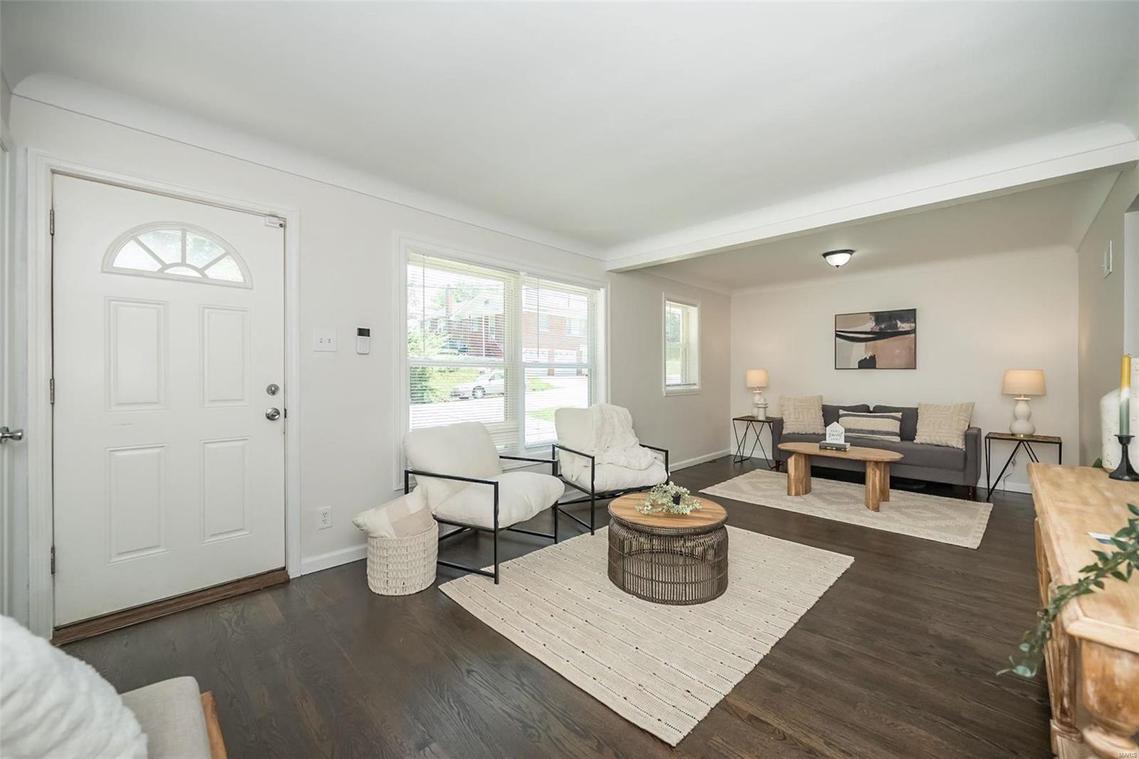 6906 Pine Ridge Drive