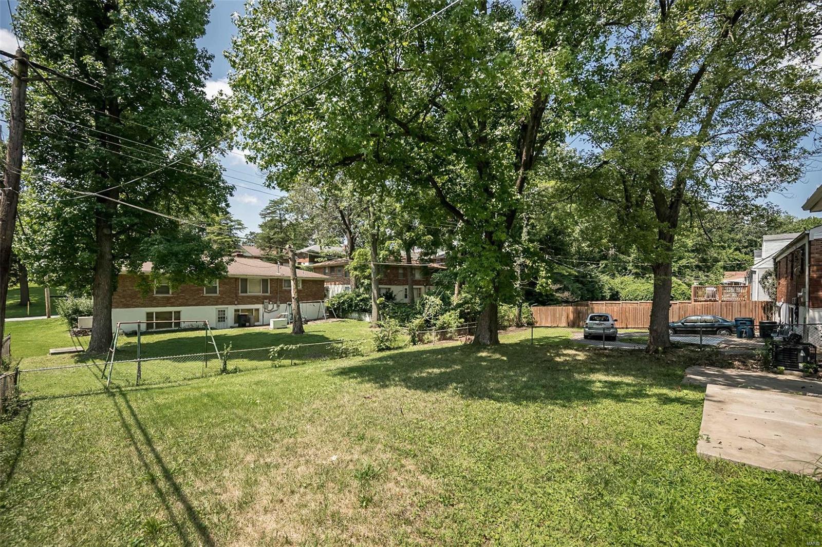 6906 Pine Ridge Drive