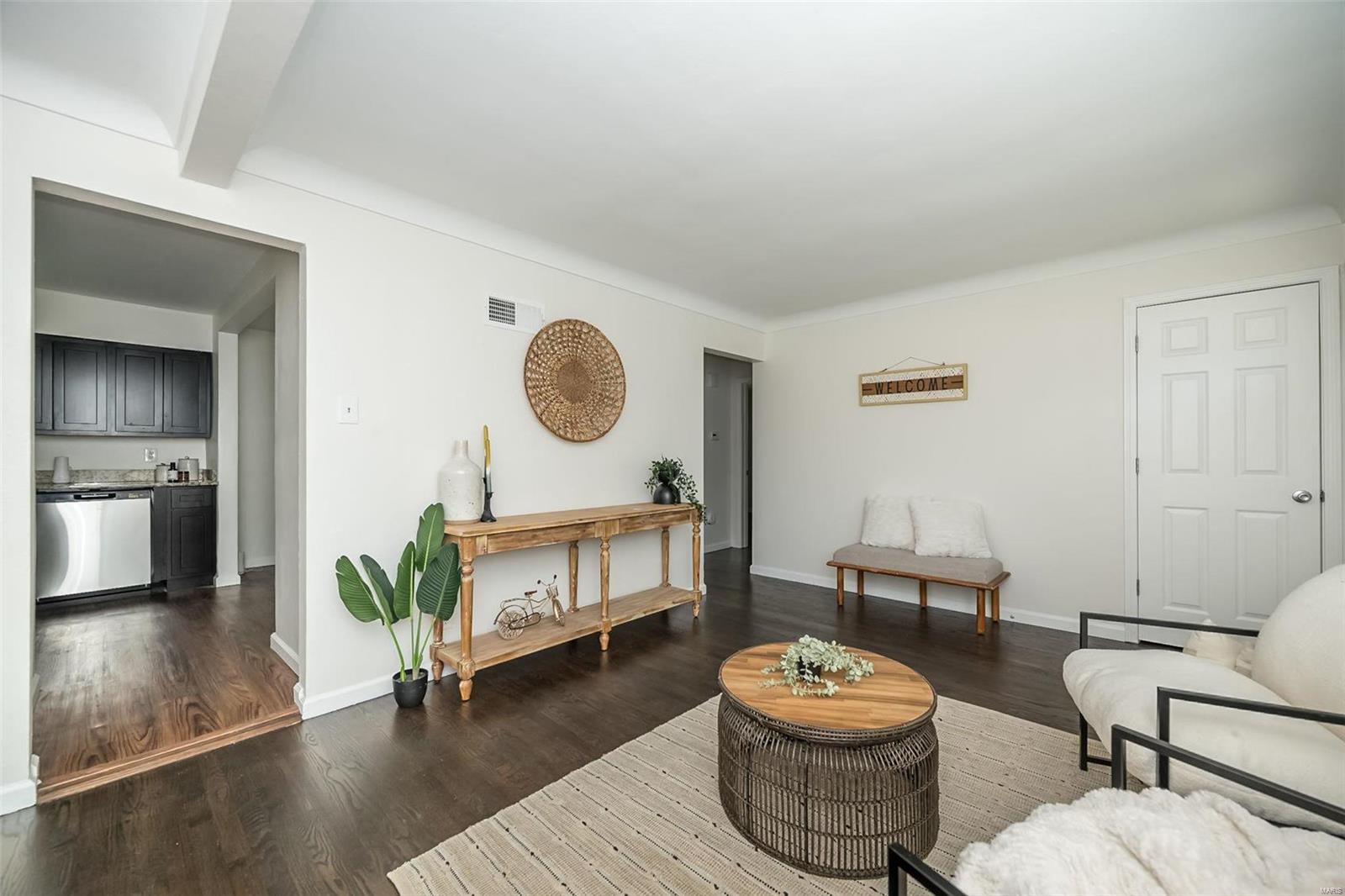 6906 Pine Ridge Drive