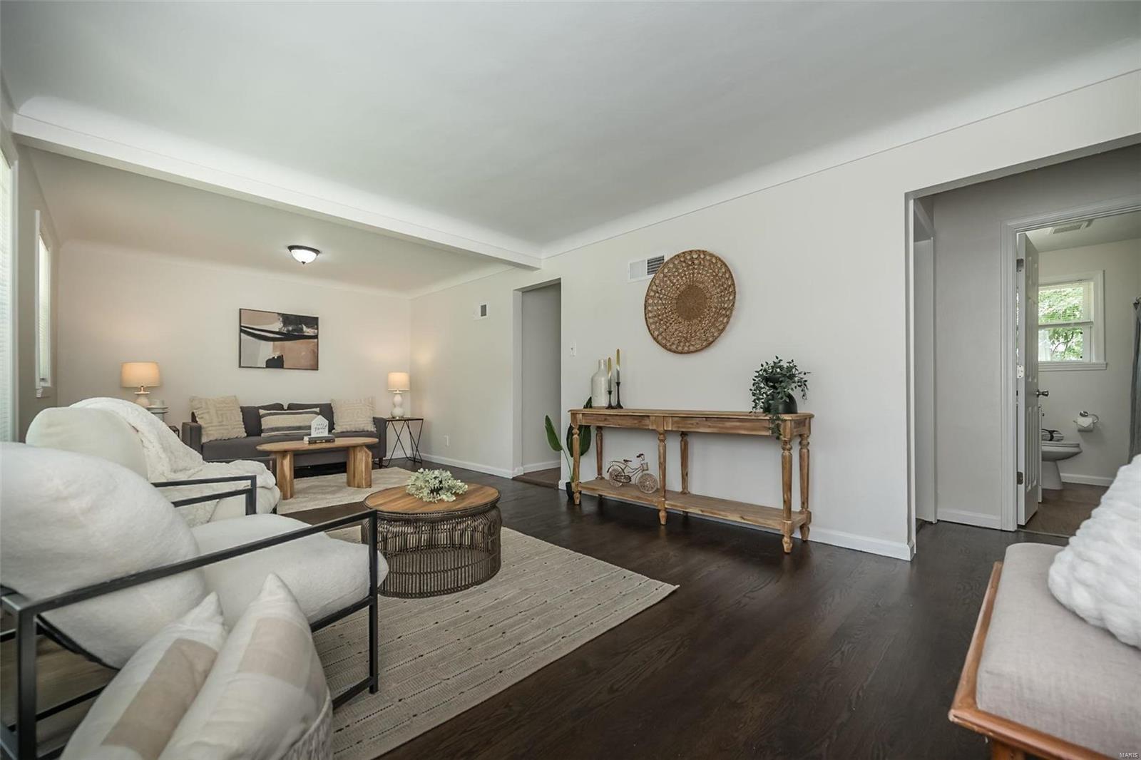 6906 Pine Ridge Drive