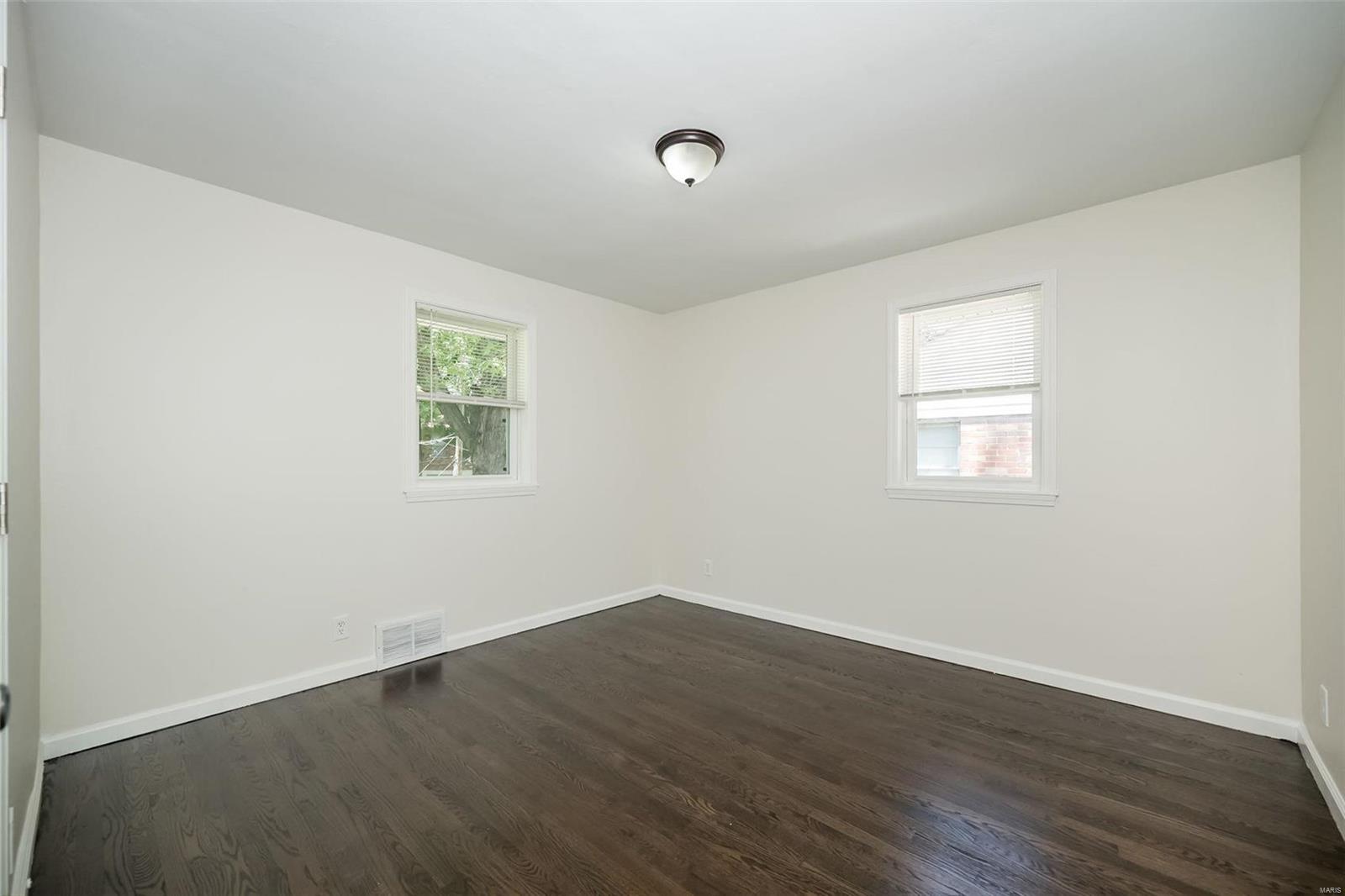 6906 Pine Ridge Drive