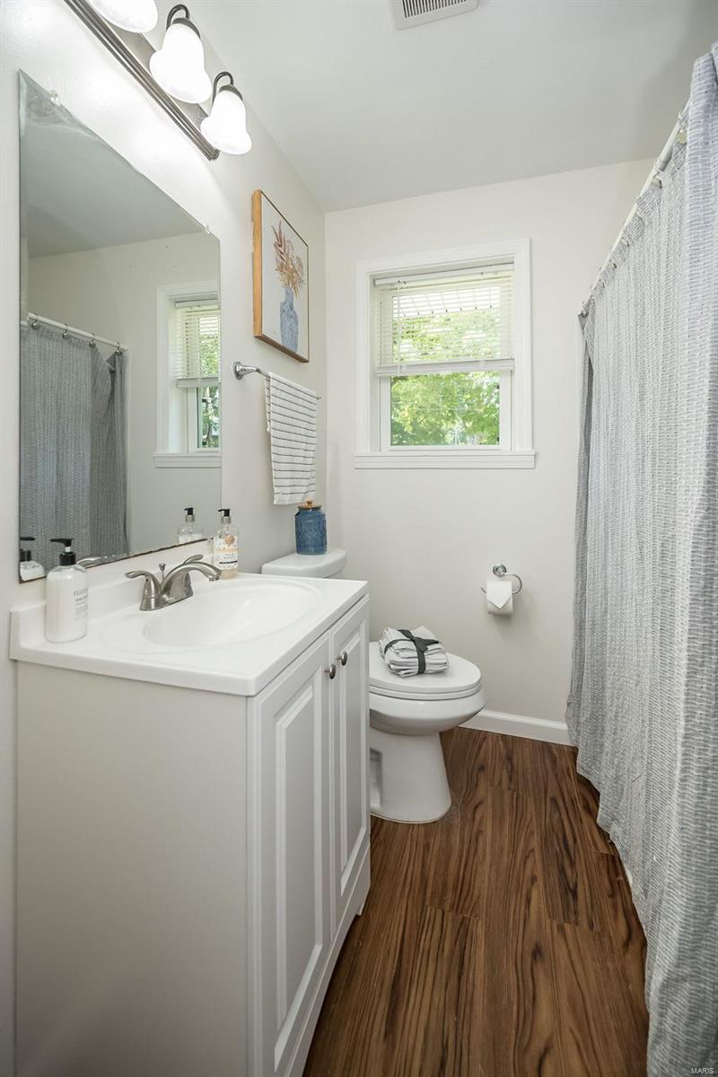 6906 Pine Ridge Drive