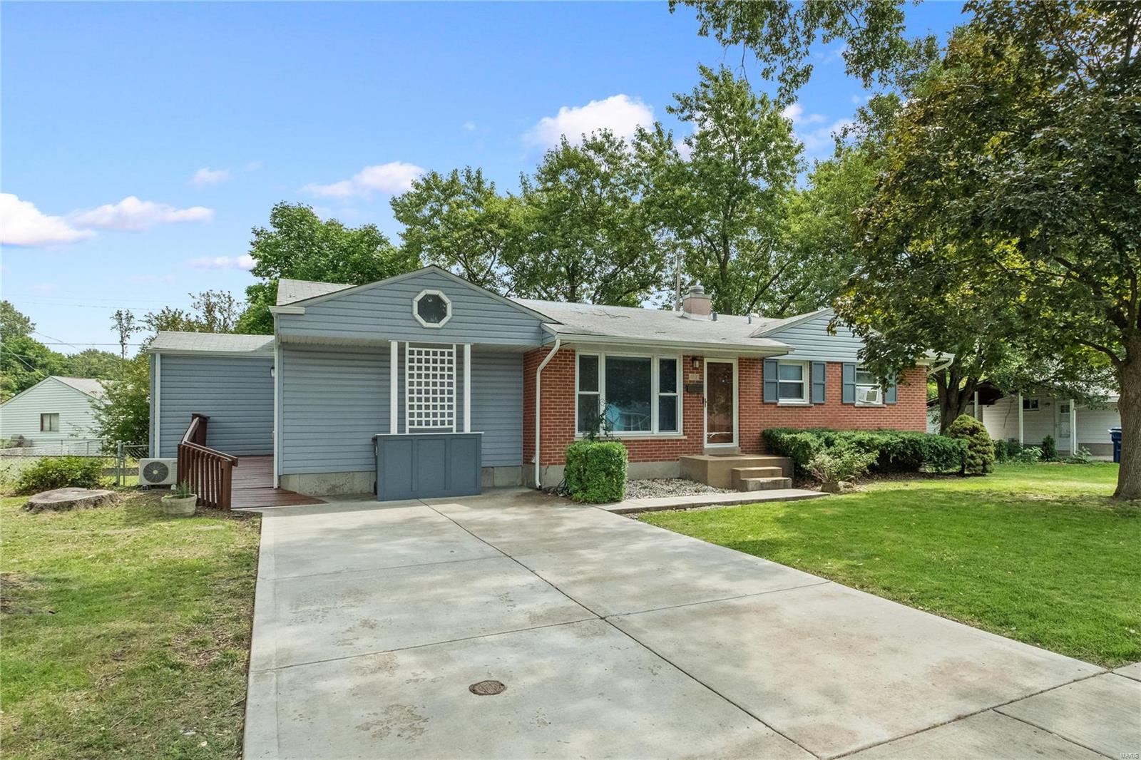 480 S Saint Jacques Street