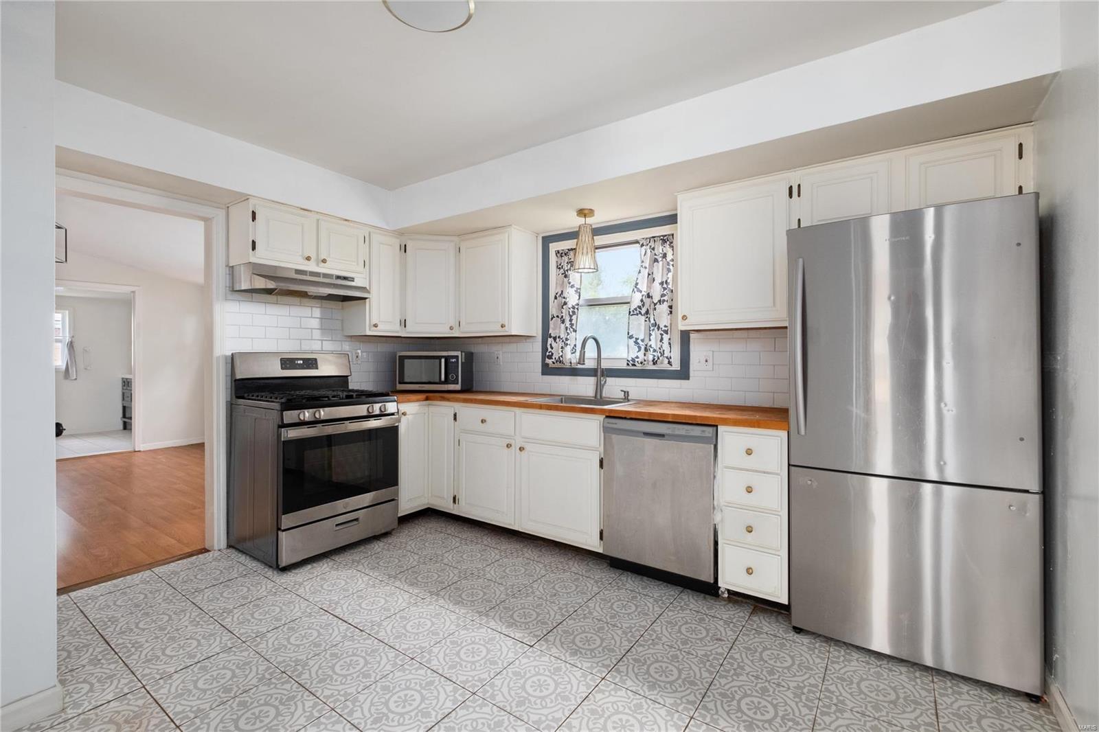 480 S Saint Jacques Street