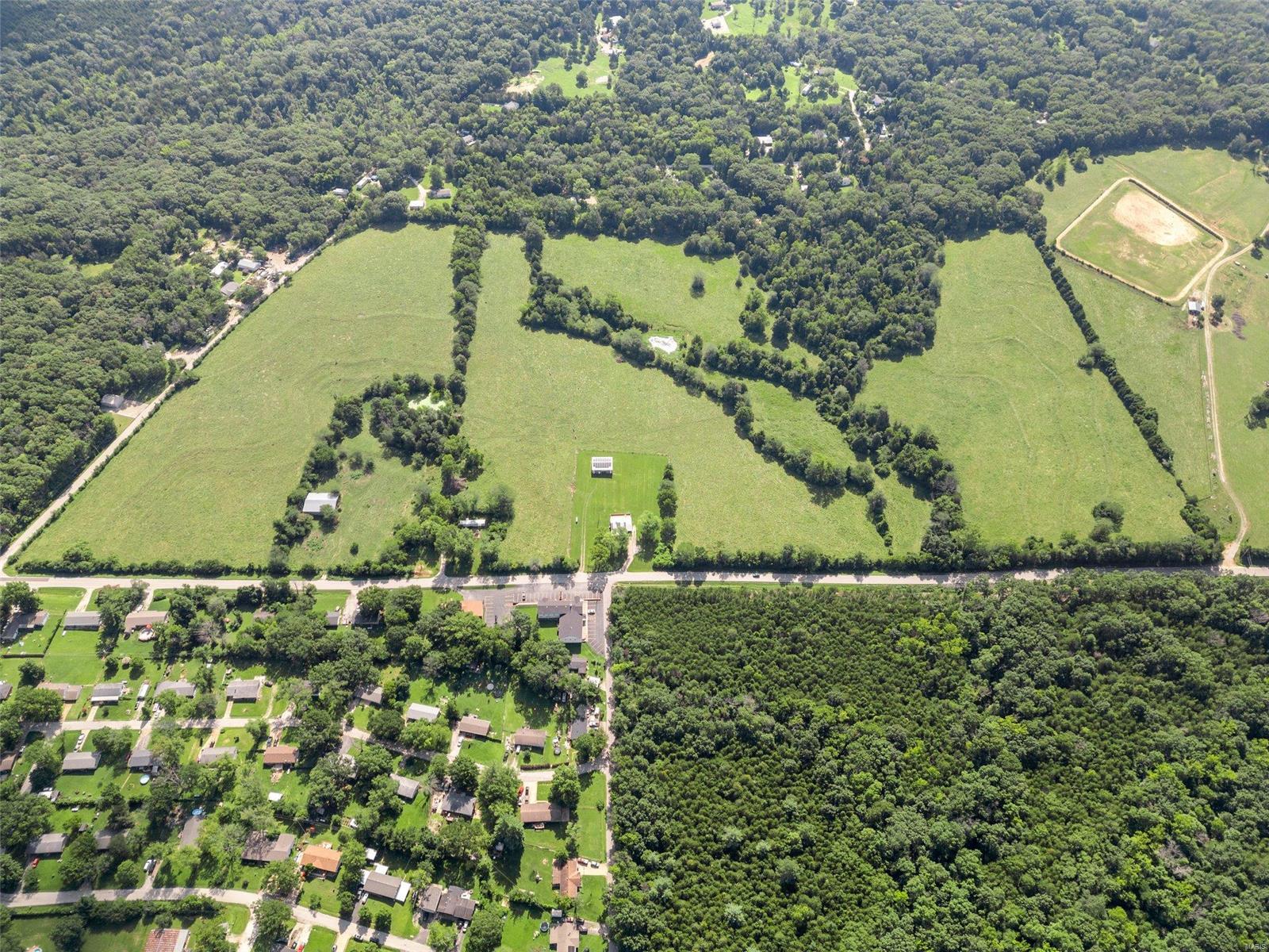 3940 Highway nn (23.44 acres)