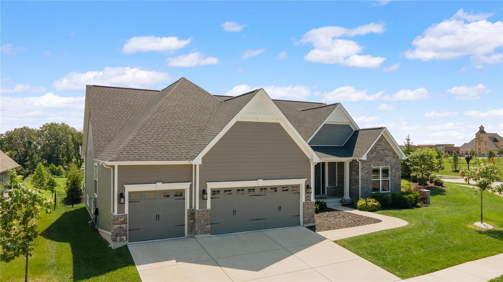 2484 Bright Leaf Court