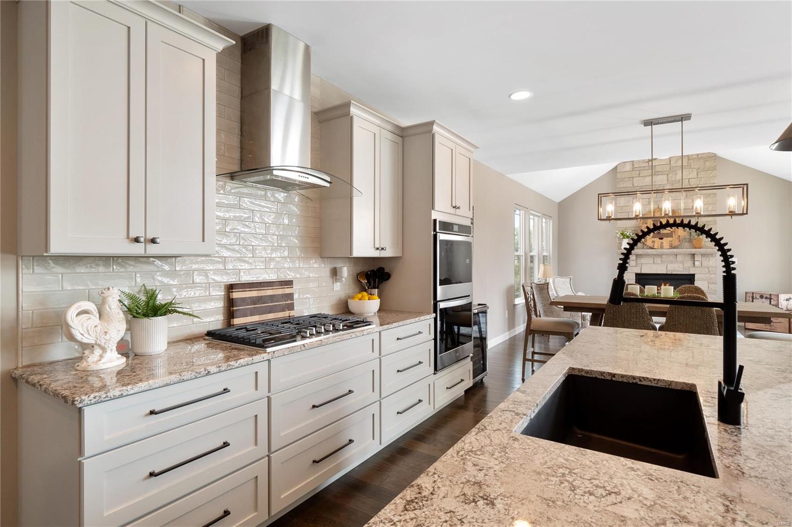 2484 Bright Leaf Court