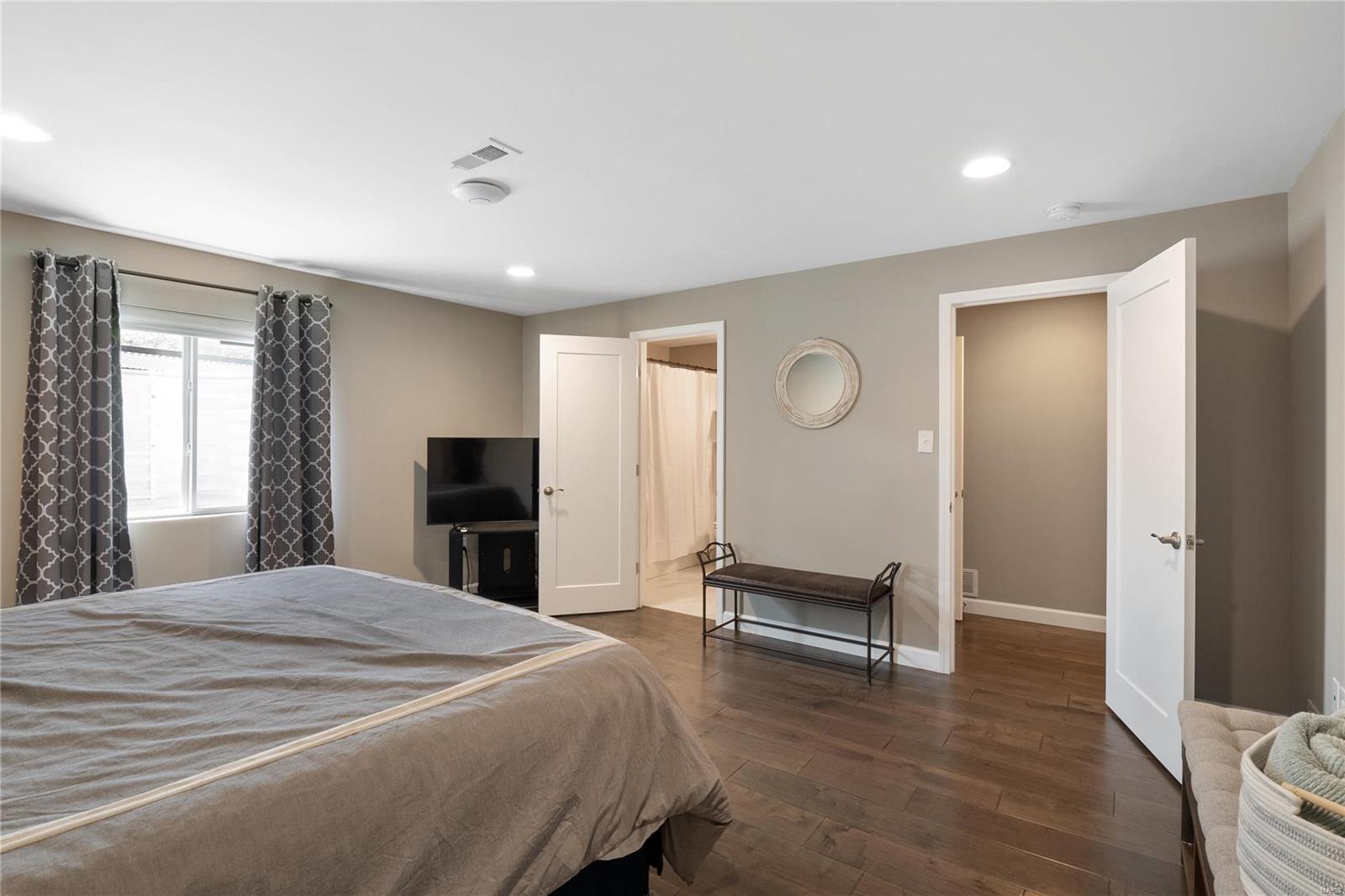 2484 Bright Leaf Court