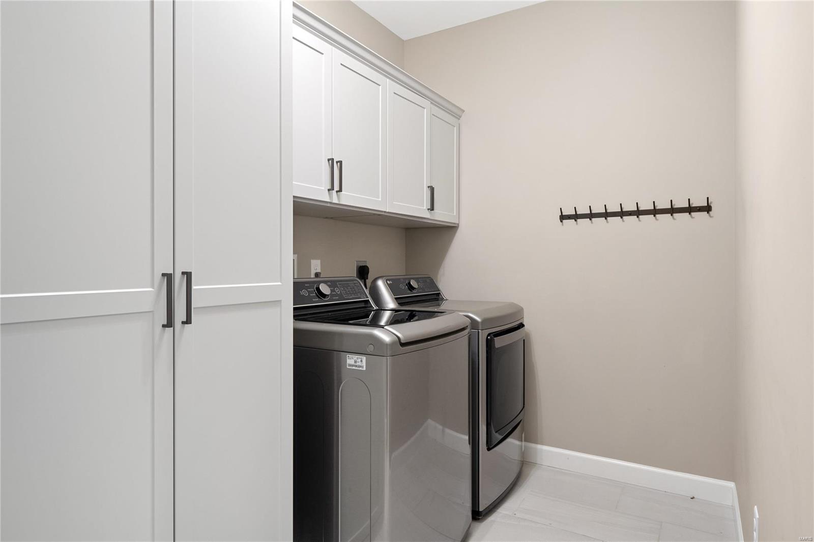 2484 Bright Leaf Court