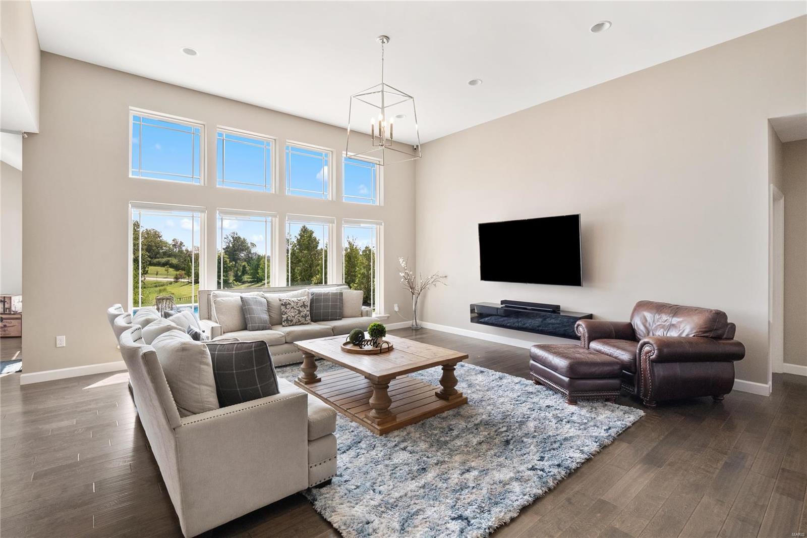 2484 Bright Leaf Court