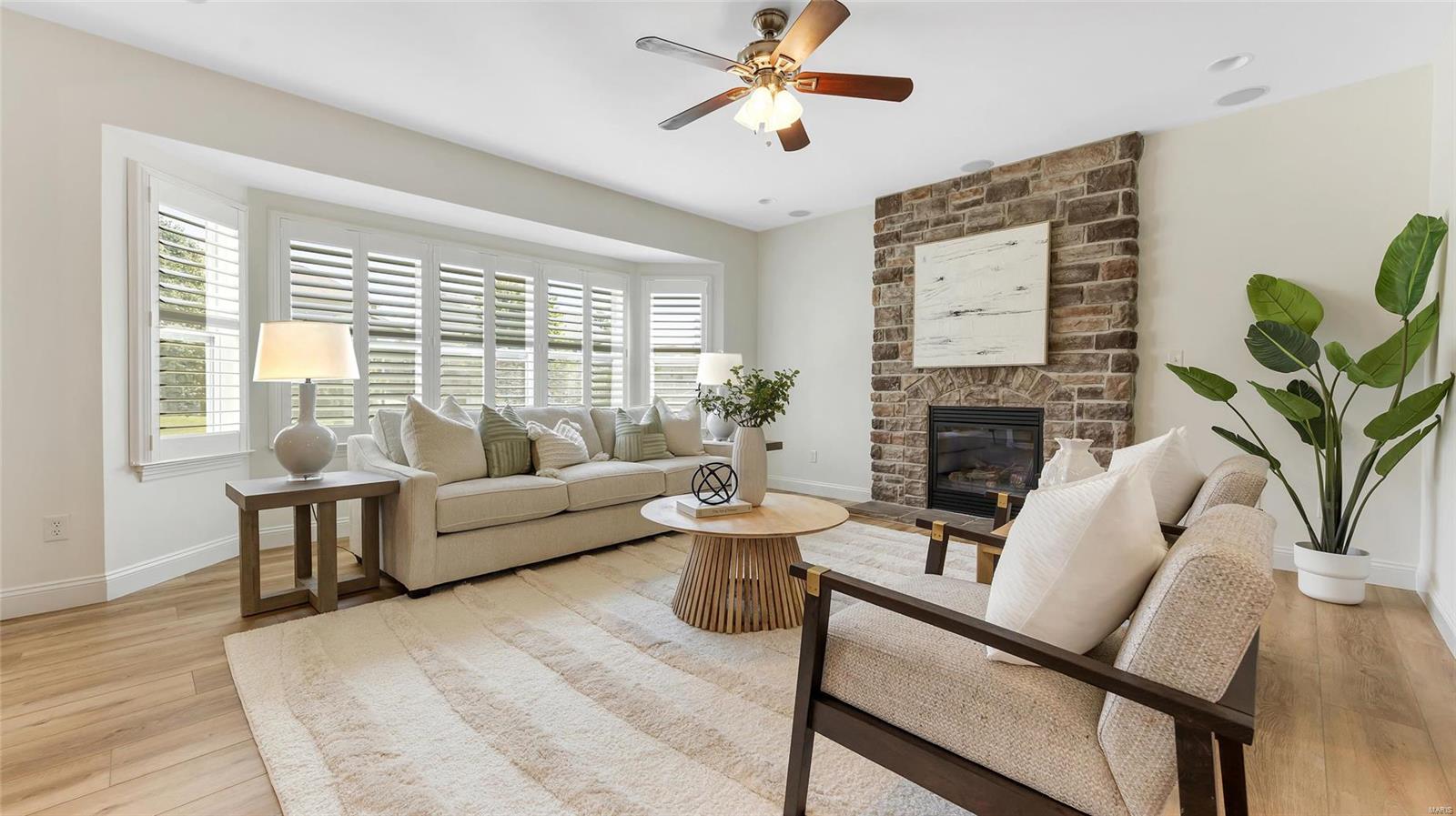 513 Bayview Pointe Court