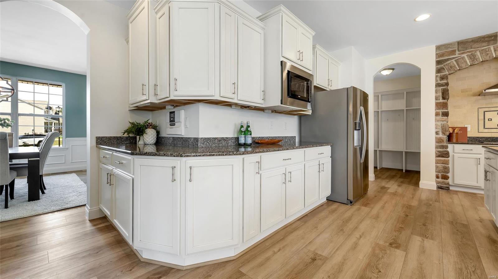 513 Bayview Pointe Court