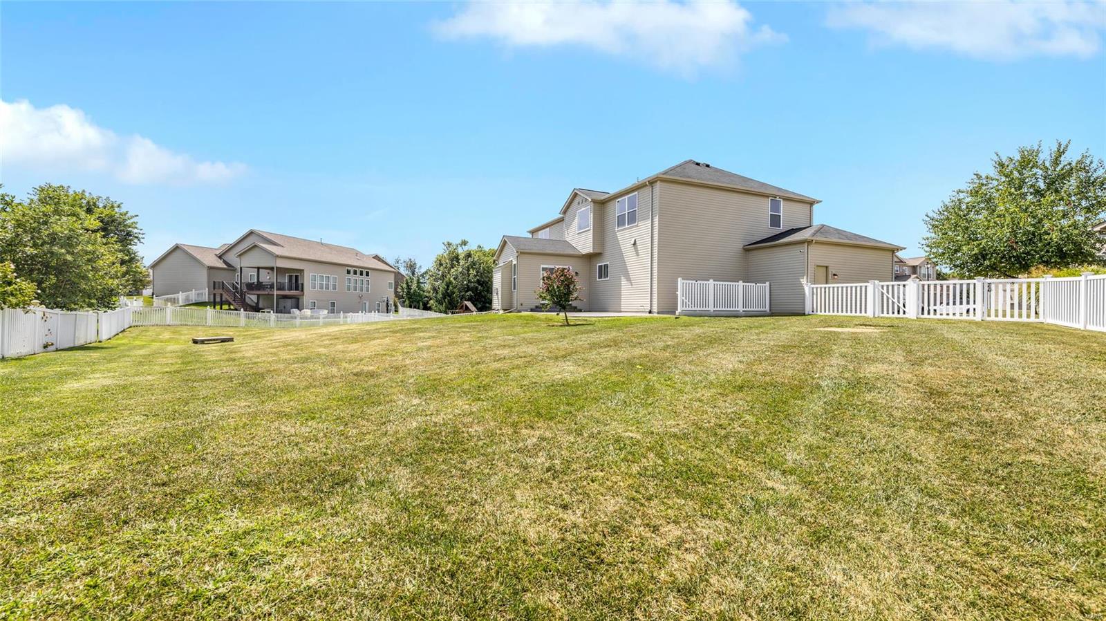 513 Bayview Pointe Court